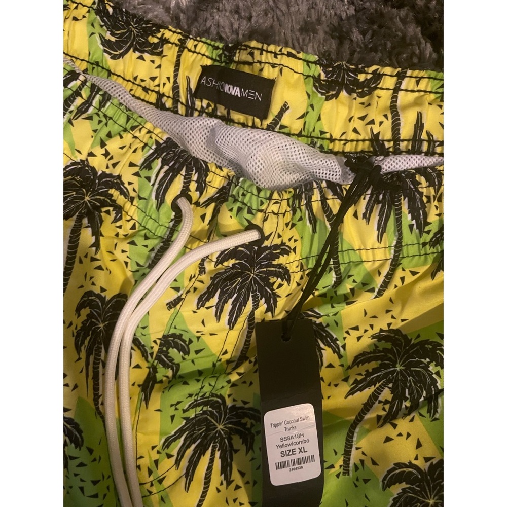 Fashion Nova Men Coconut Swim Trunks NWT Size XL - Picture 8 of 8